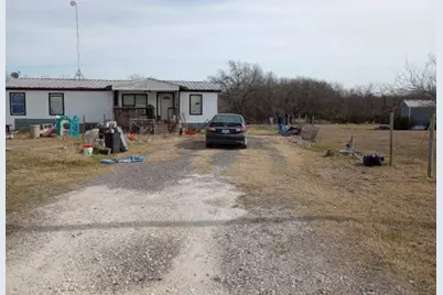 154 Meadowview Lane, Hubbard, TX 76648 - Photo 1