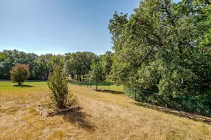 2701 Wills Way Dr, Granbury, TX 76049 - Photo 37