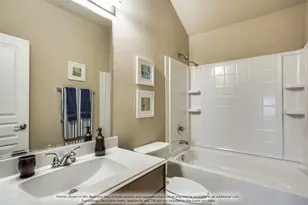 921 Creekhollow Dr, Godley, TX 76044 - Photo 15