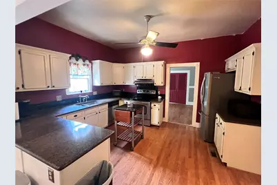 704 Cherry Street, Graham, TX 76450 - Photo 13