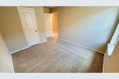 556 Crestridge Drive N, Cleburne, TX 76033 - Photo 15