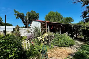 510 E Pecan St, Seymour, TX 76380 - Photo 21