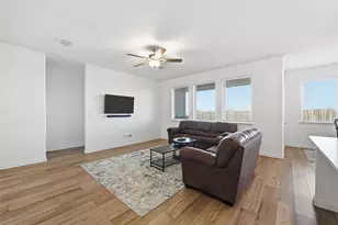 216 Post Oak St, Azle, TX 76020 - Photo 3