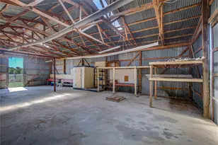 1755 Co Rd 4200, Greenville, TX 75401 - Photo 37