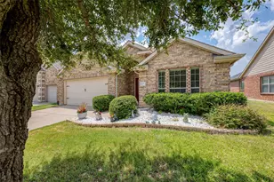 824 Golden Bear Ln, McKinney, TX 75072 - Photo 1