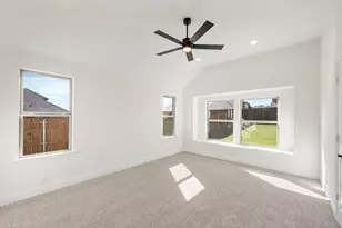 128 Rosewood Dr, Glenn Heights, TX 75154 - Photo 19