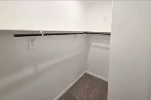 240 Kinley St, Grandview, TX 76050 - Photo 7