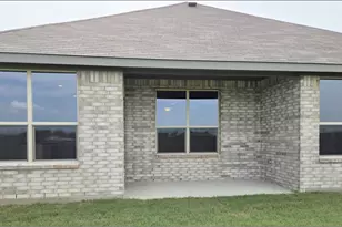 240 Kinley St, Grandview, TX 76050 - Photo 13