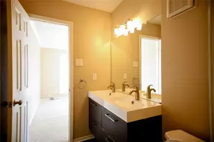 919 S Weatherred Dr, Richardson, TX 75080 - Photo 13