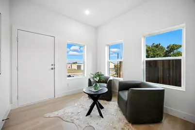 312 N Lancaster Avenue #101, Dallas, TX 75203 - Photo 5