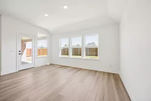 11212 Abbotsbury Rd, Fort Worth, TX 76052 - Photo 5