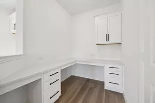 11212 Abbotsbury Rd, Fort Worth, TX 76052 - Photo 9