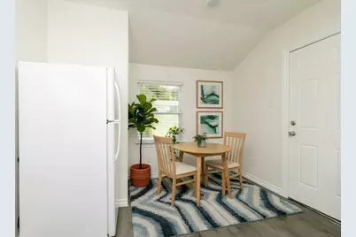 5801 Manhattan Drive, Fort Worth, TX 76107 - Photo 13