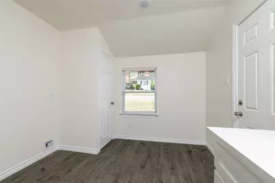 5801 Manhattan Drive, Fort Worth, TX 76107 - Photo 19