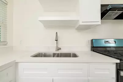 5801 Manhattan Drive, Fort Worth, TX 76107 - Photo 15