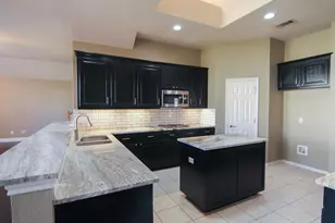 8716 Trace Ridge Pkwy, Fort Worth, TX 76244 - Photo 11