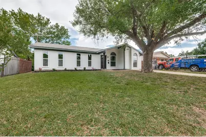 746 Bimebella Lane, Dallas, TX 75211 - Photo 1