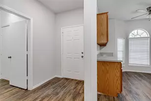 505 Blueberry Hill Ln, Mansfield, TX 76063 - Photo 17