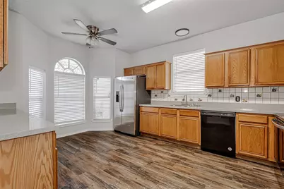 505 Blueberry Hill Lane, Mansfield, TX 76063 - Photo 13