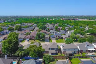 2713 Water Oak Dr, Grand Prairie, TX 75052 - Photo 31