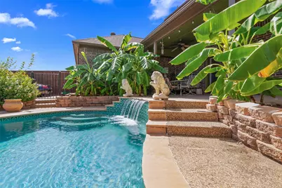 2713 Water Oak Drive, Grand Prairie, TX 75052 - Photo 3