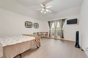 100 Jennings Dr, Waxahachie, TX 75165 - Photo 27