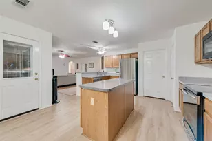 100 Jennings Dr, Waxahachie, TX 75165 - Photo 17