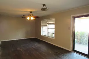 3708 Acree St, Beverly Hills, TX 76711 - Photo 3