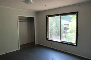 3708 Acree St, Beverly Hills, TX 76711 - Photo 11