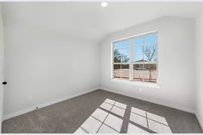 1102 Holly Street, Cleburne, TX 76033 - Photo 21