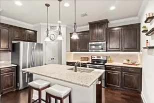 205 Carson Dr, Waxahachie, TX 75167 - Photo 11