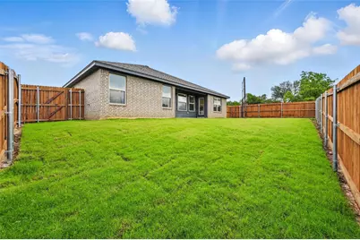 1401 Quail Creek Drive, Cleburne, TX 76033 - Photo 31