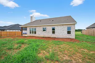 409 Austin St, Callisburg, TX 76240 - Photo 31