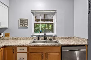 2837 Corrida Ct, Grand Prairie, TX 75052 - Photo 11