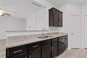 3004 Cliffview Dr, Sanger, TX 76266 - Photo 17