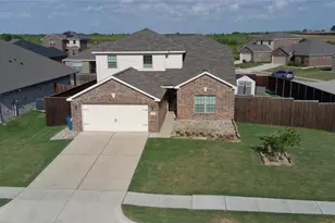3004 Cliffview Dr, Sanger, TX 76266 - Photo 5