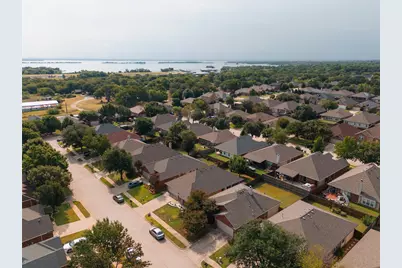 504 Grayson Lane, Lake Dallas, TX 75065 - Photo 19