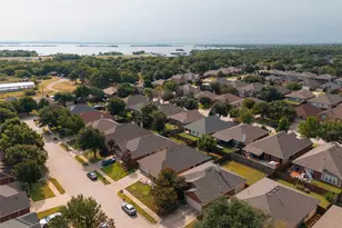 504 Grayson Ln, Lake Dallas, TX 75065 - Photo 19