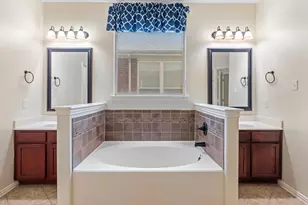 14633 Crystal Lk Dr, Little Elm, TX 75068 - Photo 7