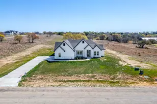 240 Latigo Wy, Weatherford, TX 76088 - Photo 1