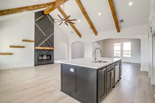 240 Latigo Wy, Weatherford, TX 76088 - Photo 17