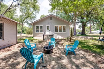 625 Jefferson Street, Pittsburg, TX 75686 - Photo 31