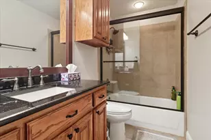 708 Cresthaven Dr, McKinney, TX 75071 - Photo 21