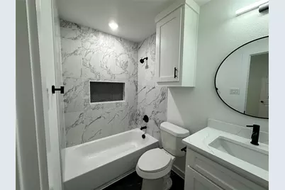 1315 Oneal Street #B, Commerce, TX 75428 - Photo 11