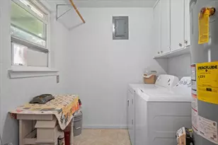 203 E Main St, Rosebud, TX 76570 - Photo 13