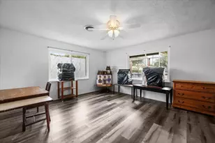 203 E Main St, Rosebud, TX 76570 - Photo 27