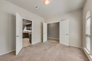 2004 Karsen Ln, Heartland, TX 75126 - Photo 7