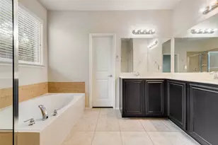 2004 Karsen Ln, Heartland, TX 75126 - Photo 9