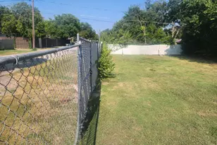 2847 S Marsalis Ave, Dallas, TX 75216 - Photo 5