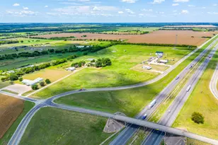 8309 Cr 106, Grandview, TX 76050 - Photo 25